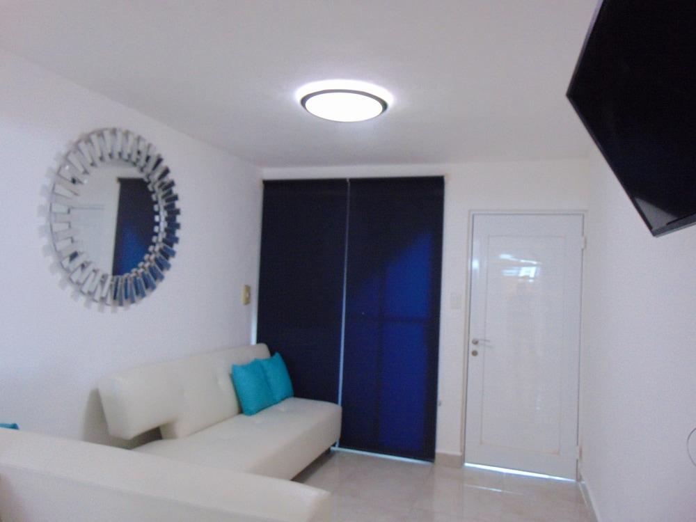 Hotel Departamentos Capdeviel Cancún