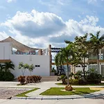 Beautiful Condo In Cancun! Dreams Lagoon