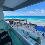 Ocean View Giness