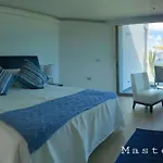 Increible Villa A La Orilla Del Mar Caribe