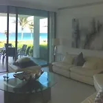 Increible Villa A La Orilla Del Mar Caribe