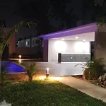 Casa En Cancun Con Alberca