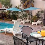 Ikaro Suites Cancun