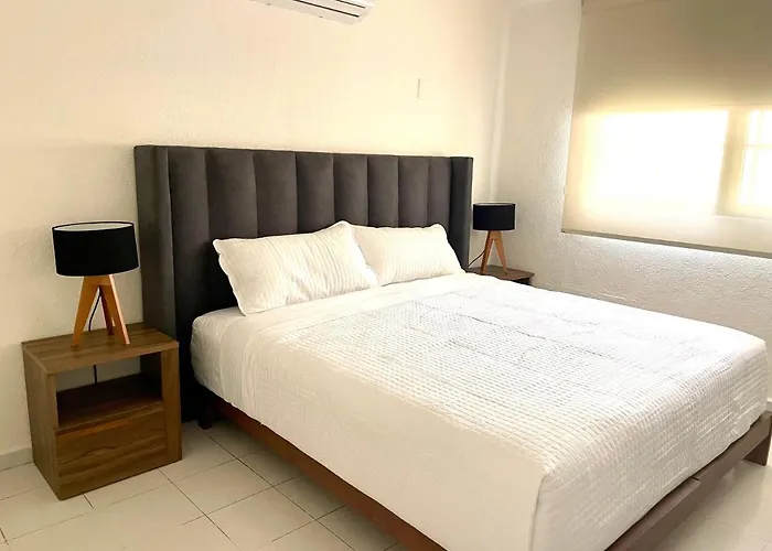 D1 Prime Location 3 Bedroom Ground Floor Spacious Apartment