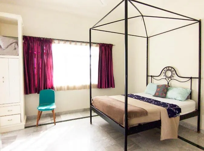 Casa Tzunun Airport Junior Suite