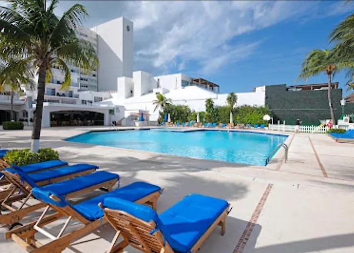 Fantastic Family Villa On The Best Beach Of Cancun