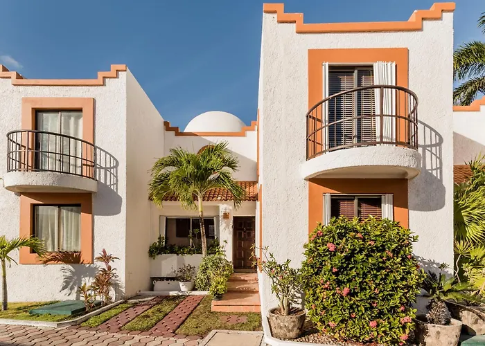 Amazing Villas At Las Cupulas