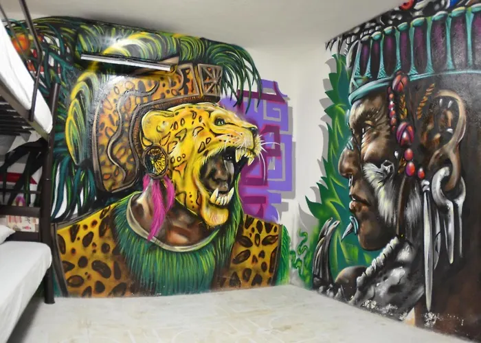 Fiesta Party Hostel - Cancun