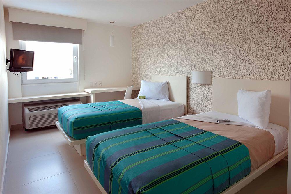Hotel Express Junior By Marriott Cancun