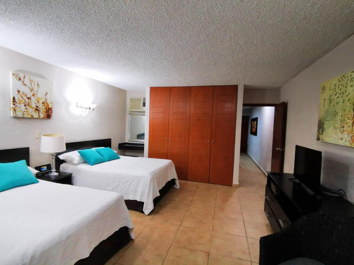 Brisas Beachfront In Zone Apartamento Cancún
