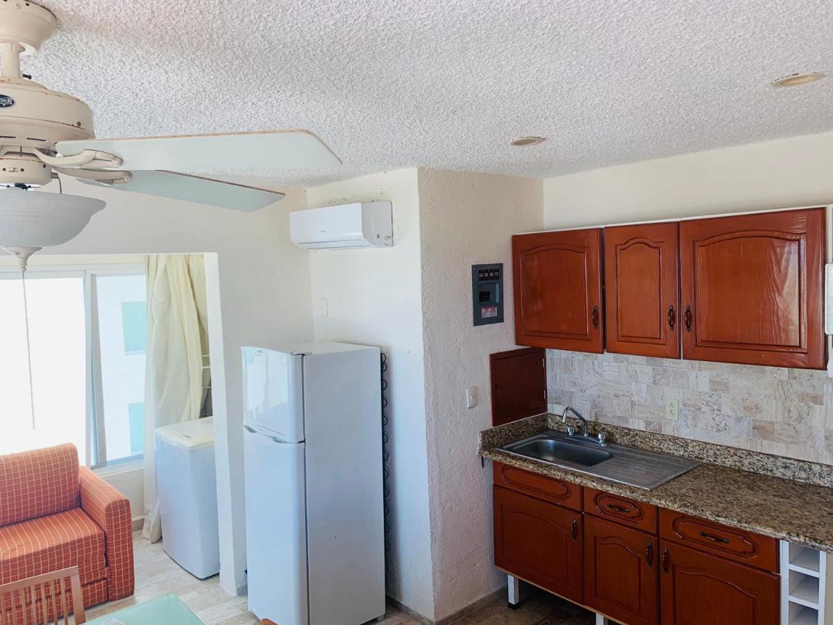 Delmar's Apartment