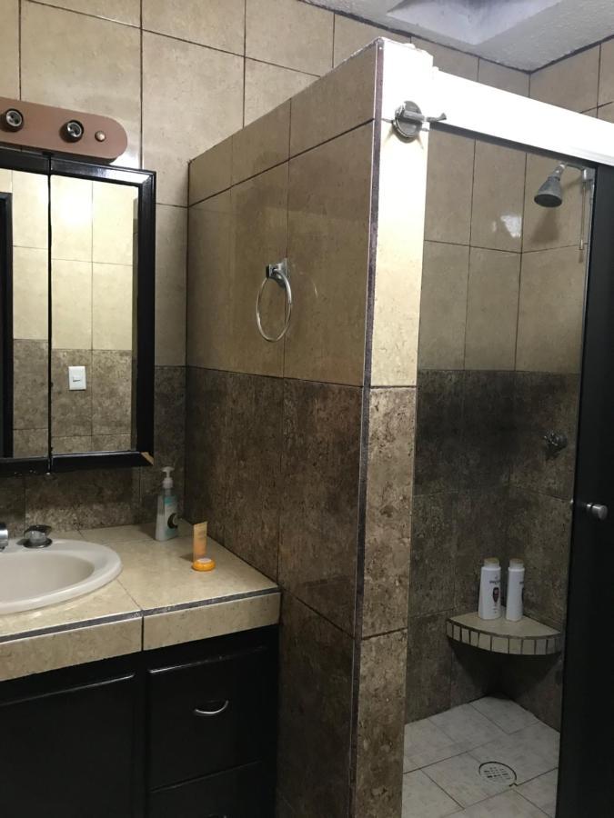 Front Private With Shared Bathroom Apartment Cancun