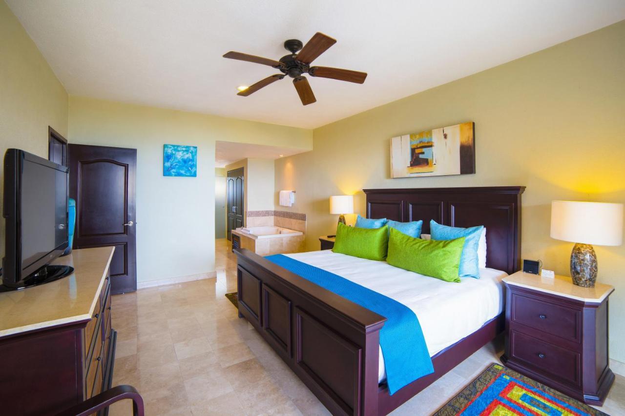Del Palmar And Resort