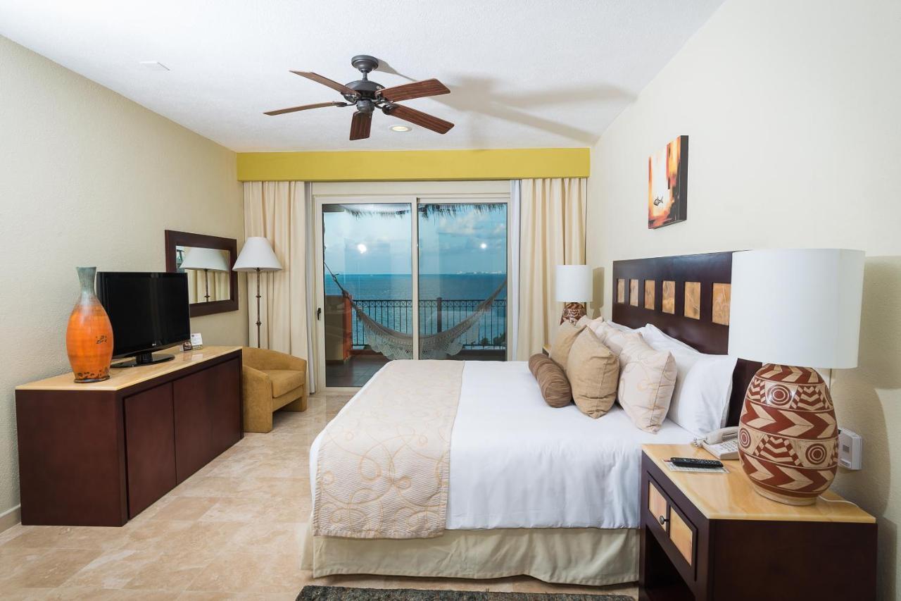Del Palmar And Resort 5*