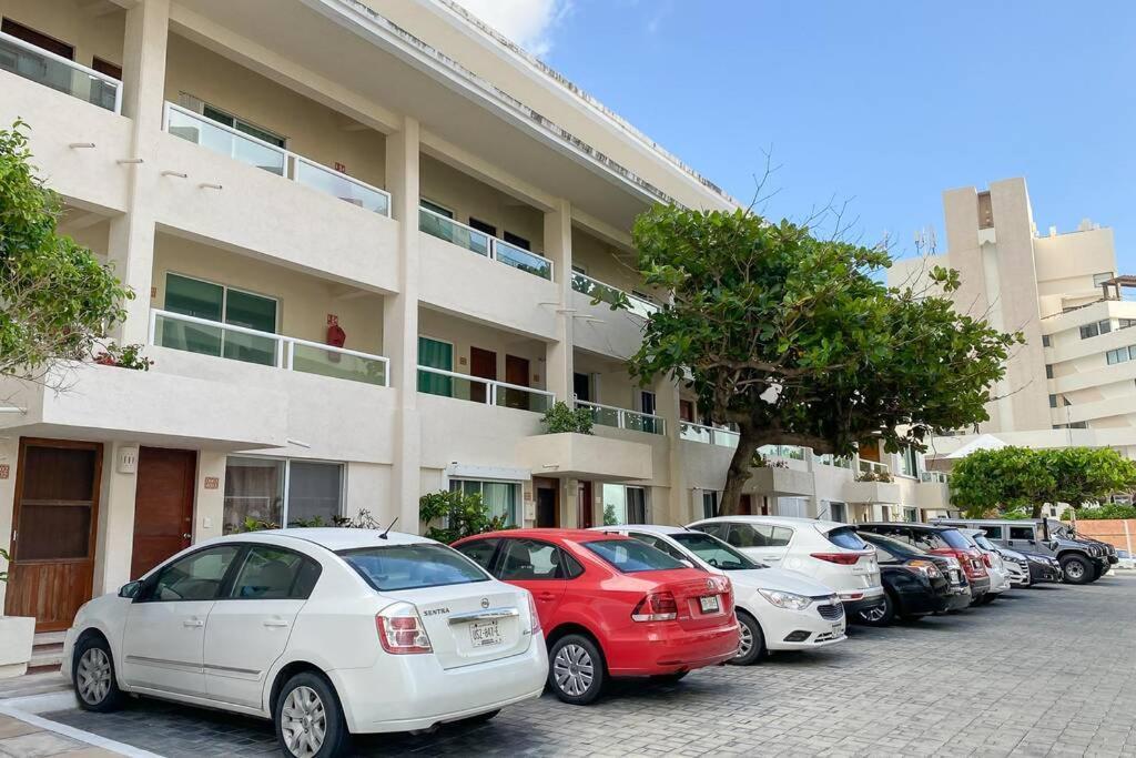 Beach Apartment Brisas Cancun, View And Private Garden, Zona Hotelera Cancun, Ground Floor Apartment
