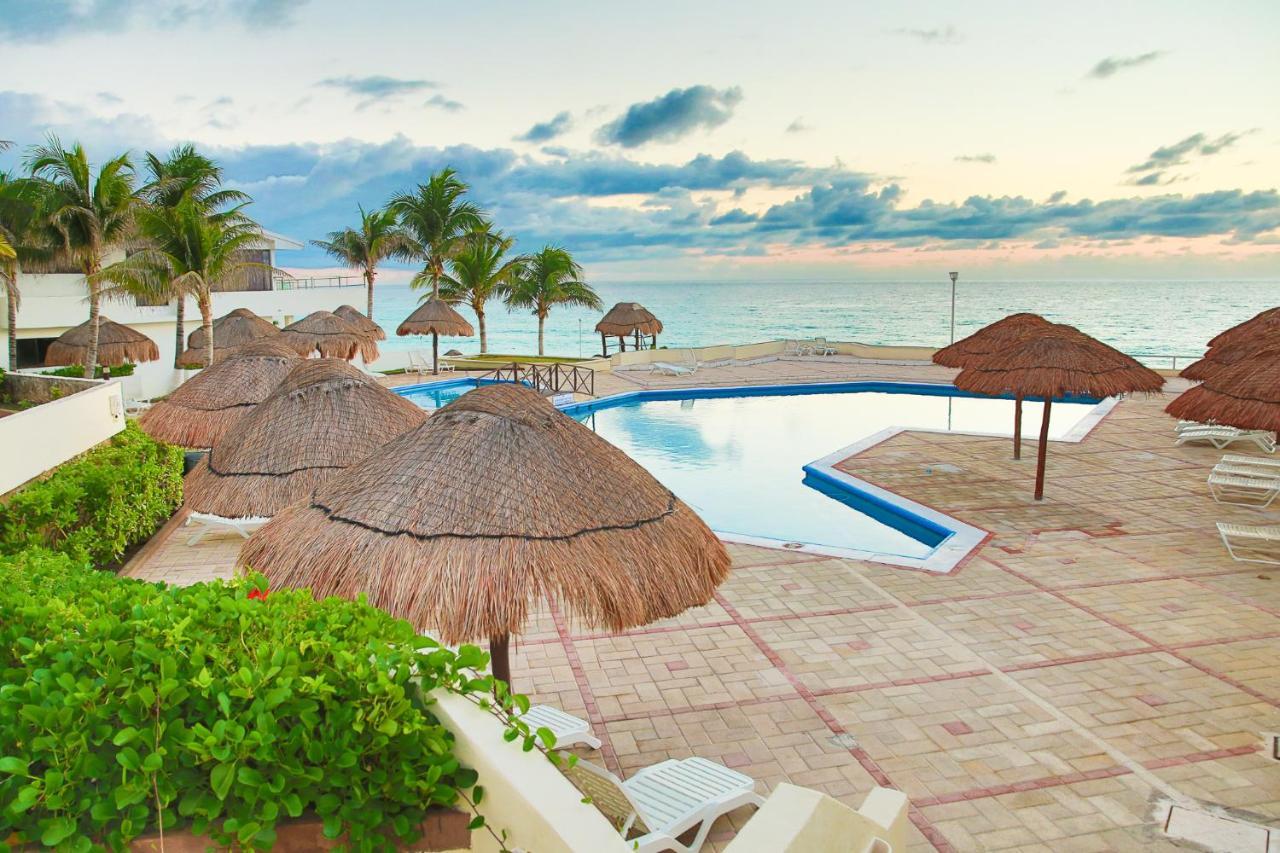 Beach Apartment Brisas Cancun, View And Private Garden, Zona Hotelera Cancun, Ground Floor Apartment Cancun