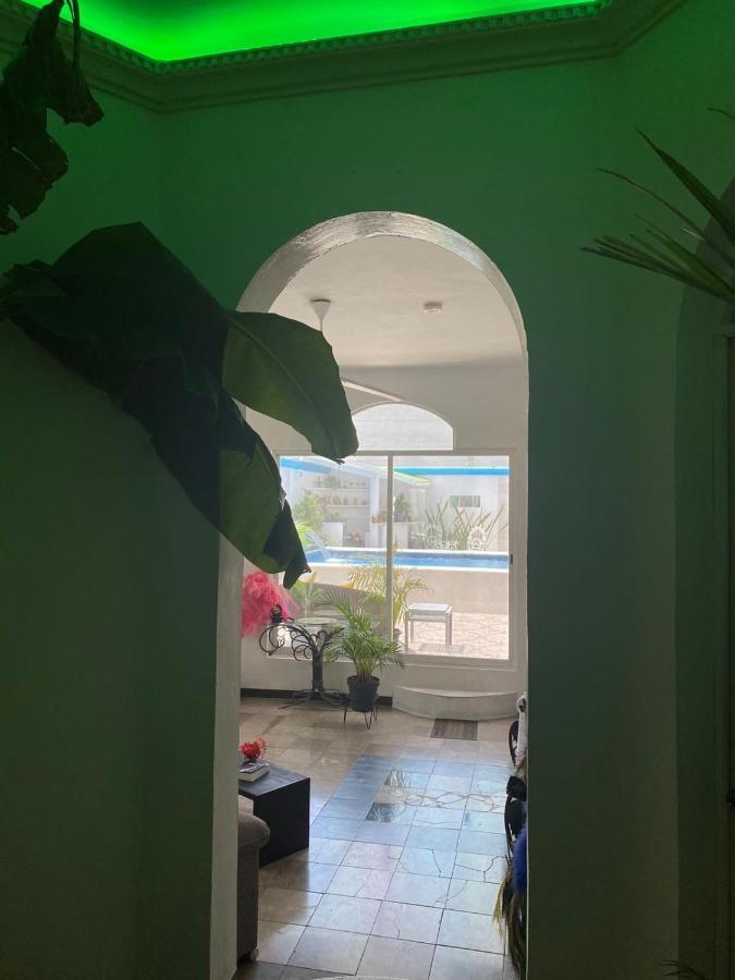 The Quetzal Bed and breakfast *