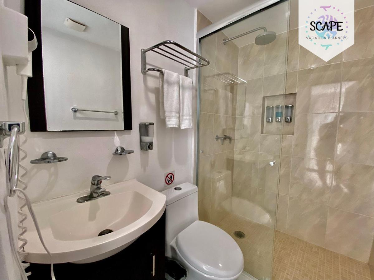 Calidos Y Amplios Estudios Con Alberca En El Centro De Apartamento Cancún