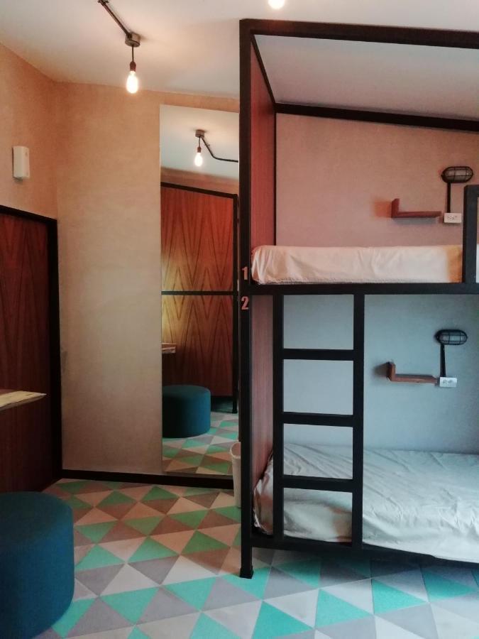 Inn Moloch Hostel&suites