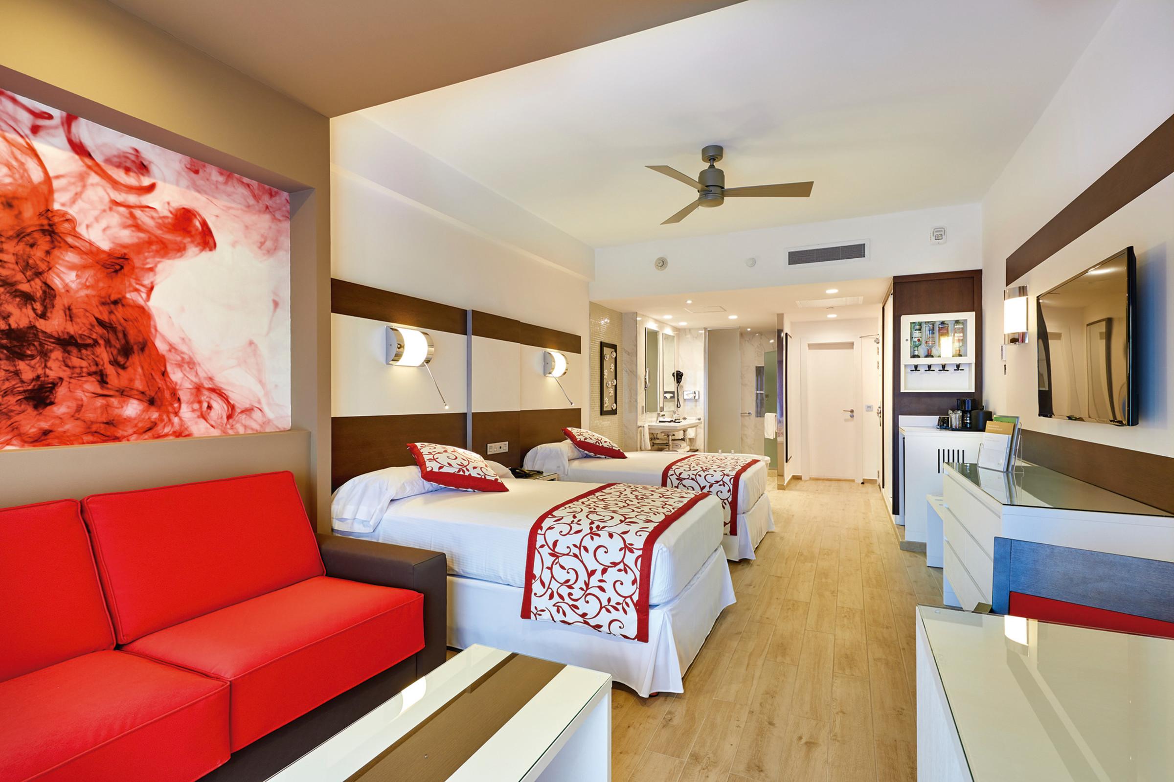 Hotel Riu Palace Costa Mujeres 4*