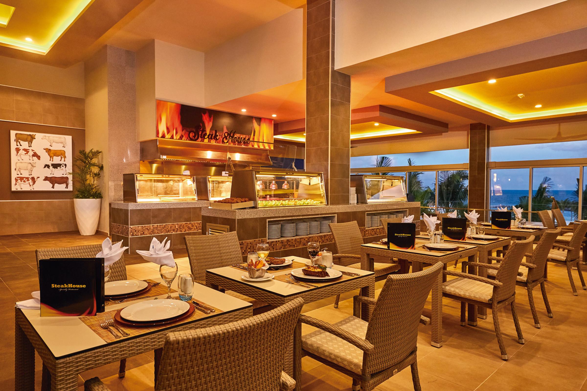 Hotel Riu Palace Costa Mujeres