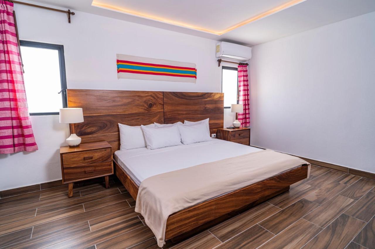 Nomads Party Hotel Cancun