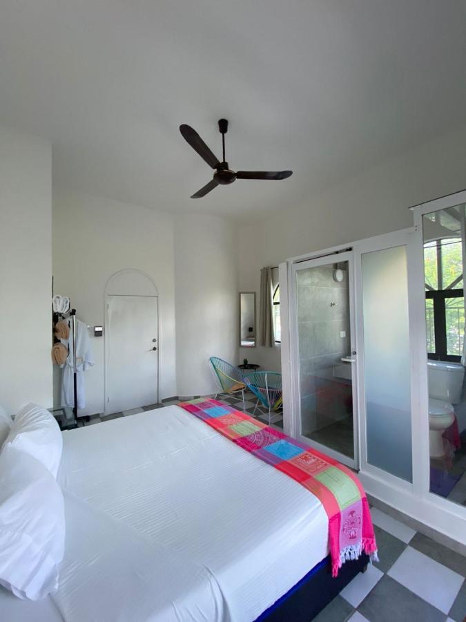 The Quetzal Bed and breakfast *
