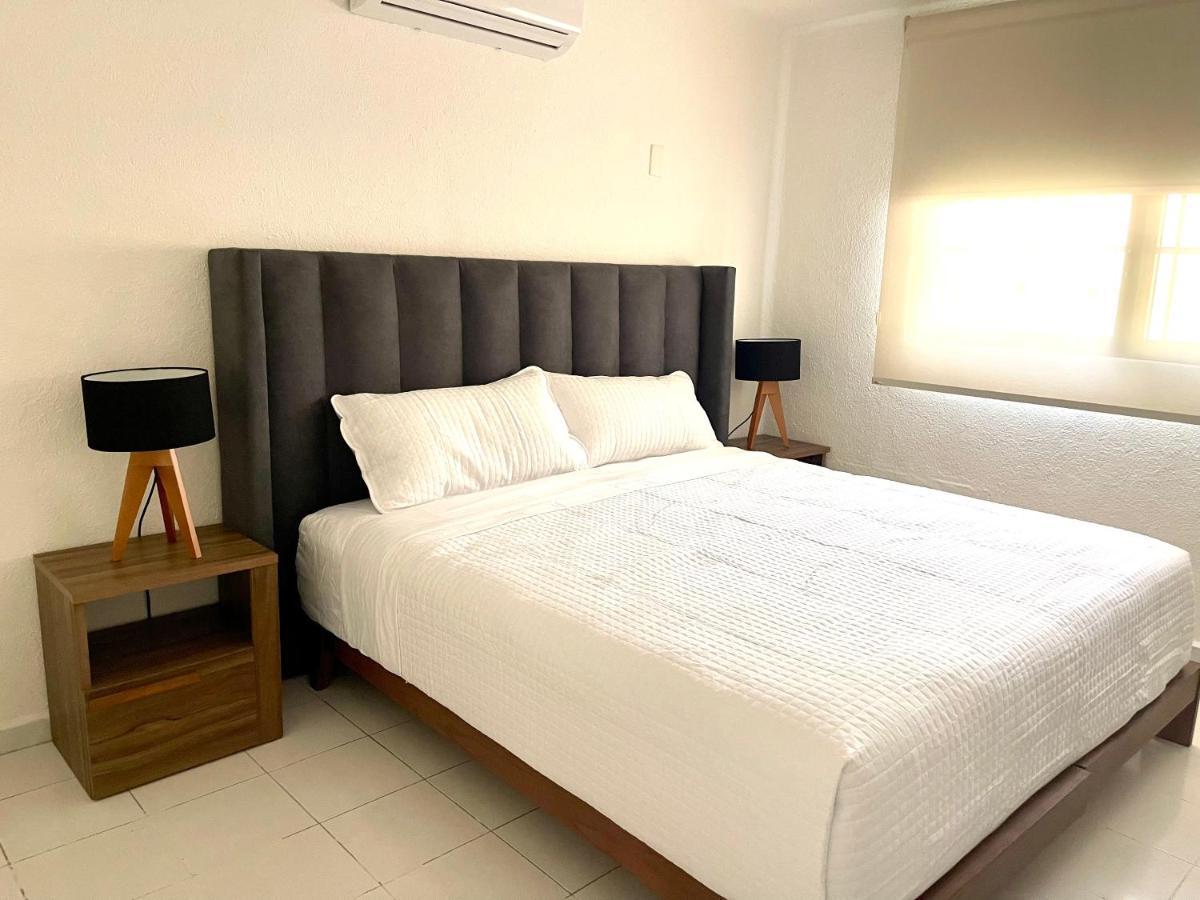 D1 Prime Location 3 Bedroom Ground Floor Spacious *