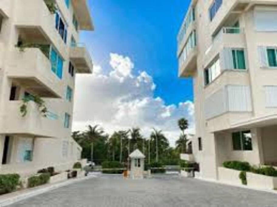 Apartamento Neat Beachfront At Brisas Cancún
