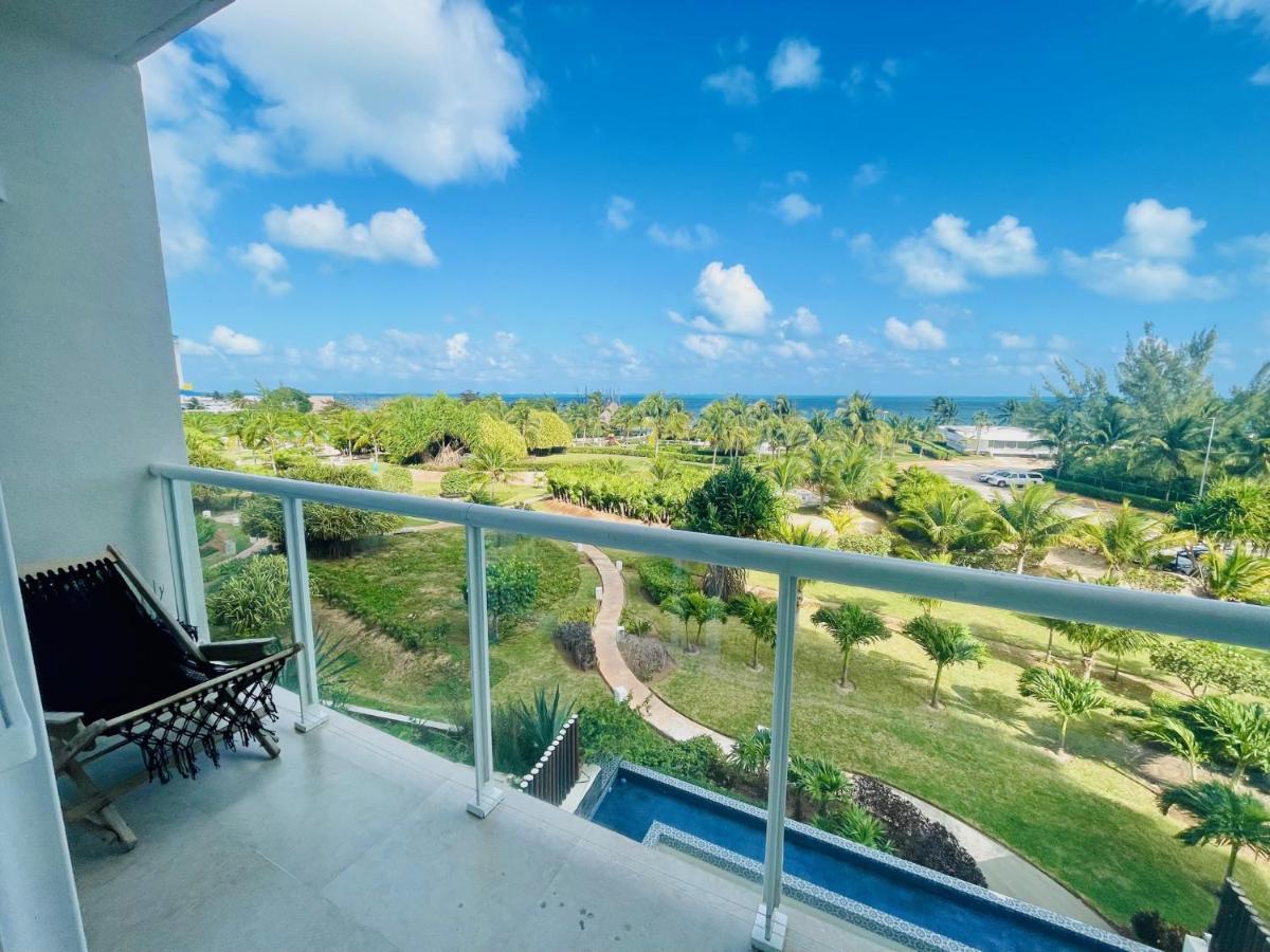 Punta Me Luxury Ocean View & Front * Cancún