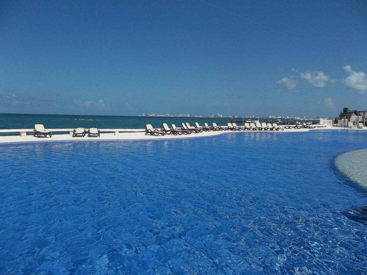 Punta Me Luxury Ocean View & Front