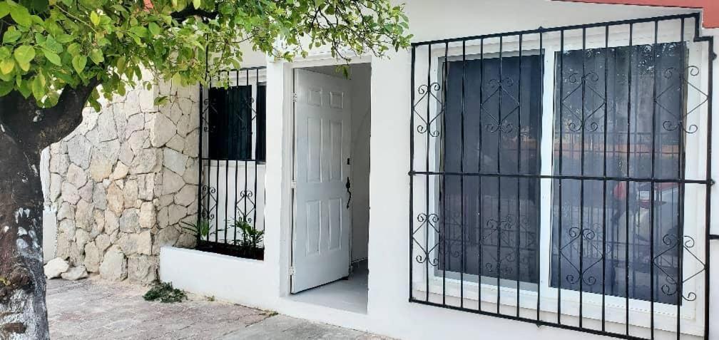 Zely Holiday home *