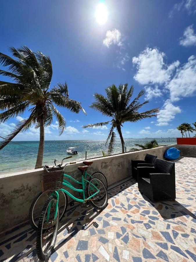 Punta Me With Sea View & Apartamento Cancún