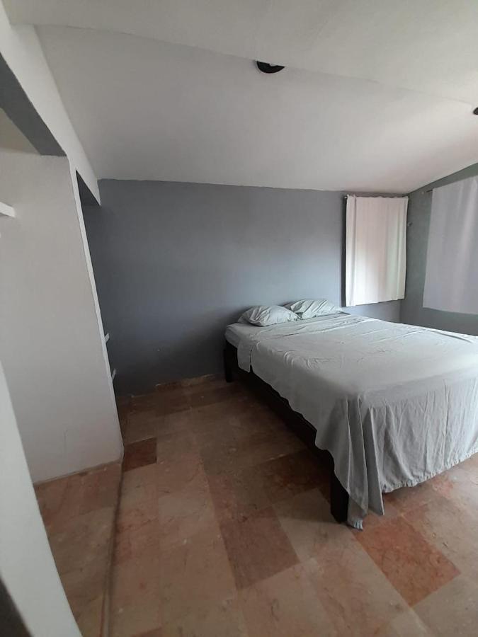 Large Penthouse On Lagoon, Fantastic Views, Across From Hostal *