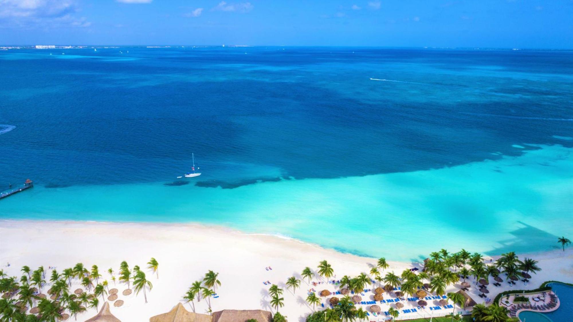 Beachscape Kin Ha & 4* Cancún