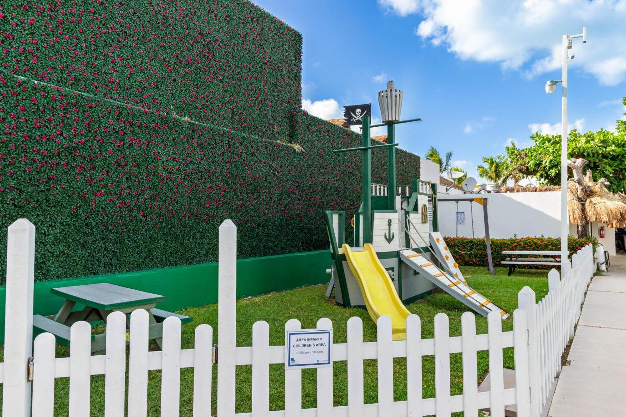 Hotel Beachscape Kin Ha & 4*