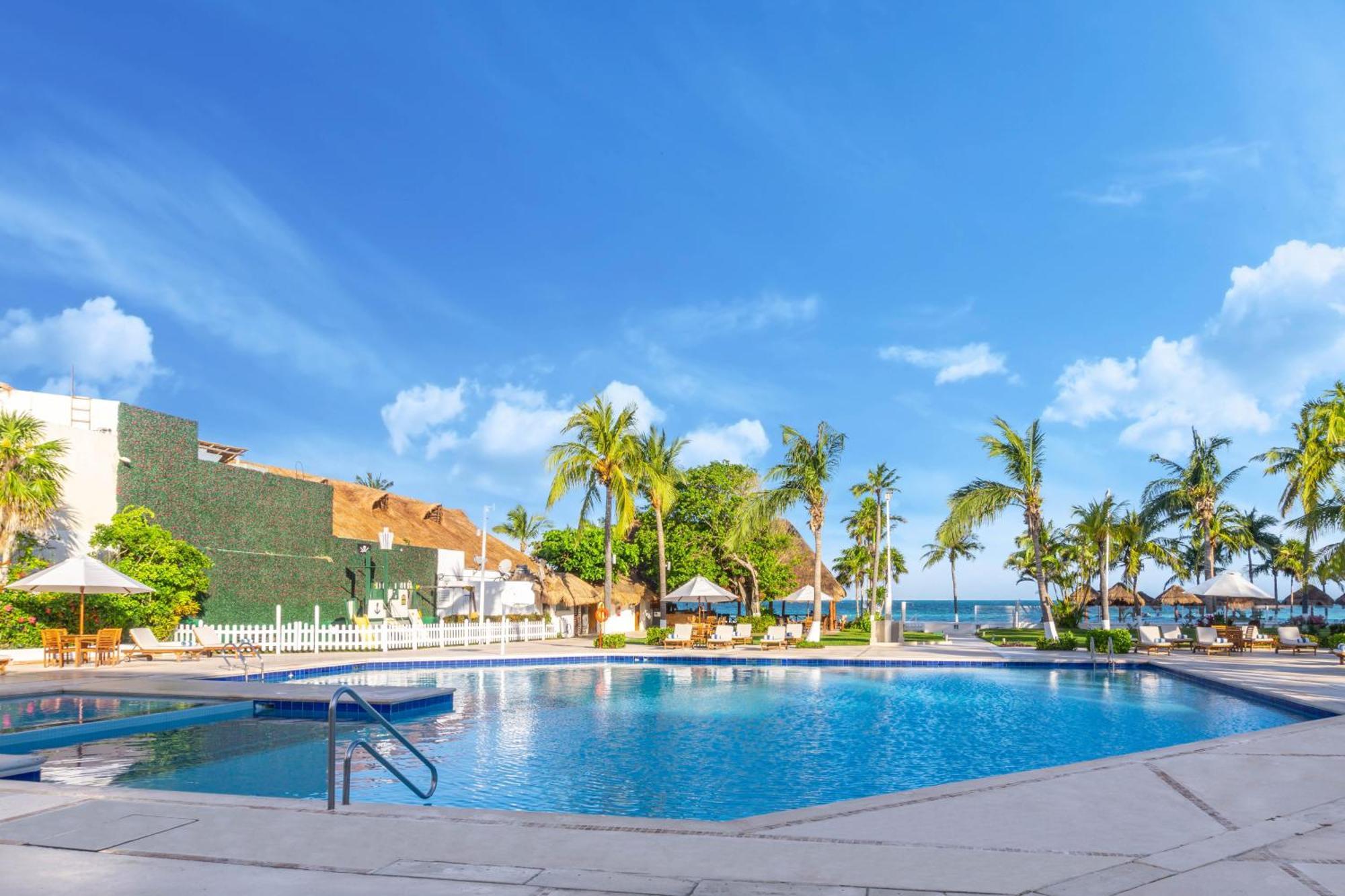Beachscape Kin Ha & Hotel 4*