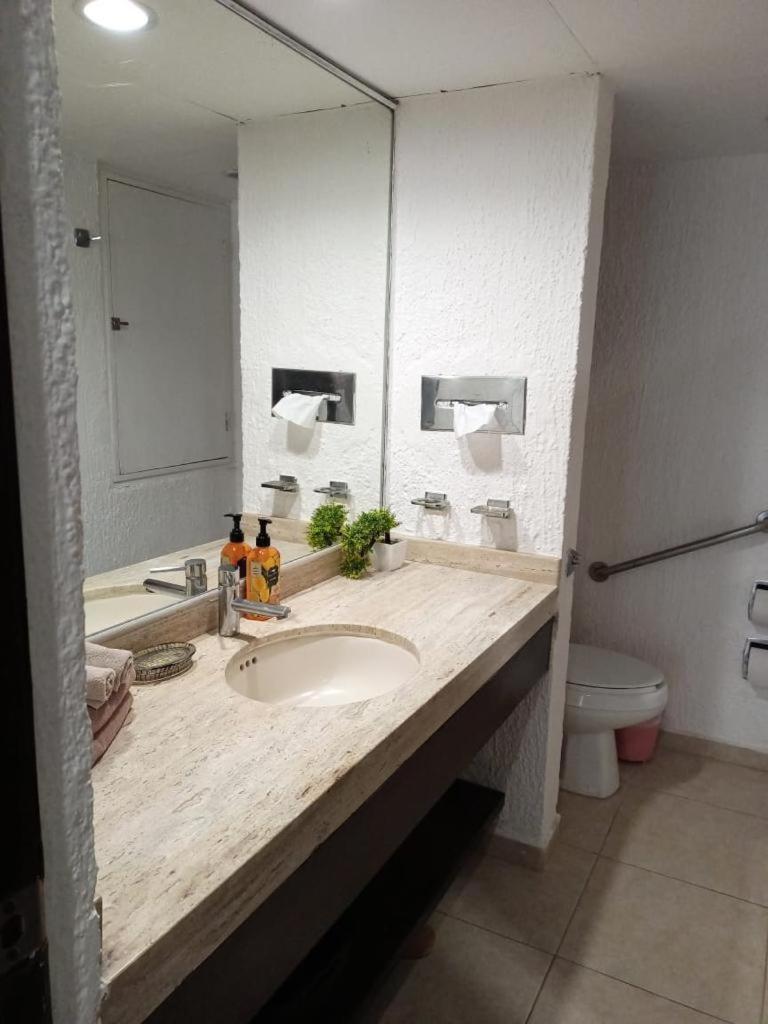 One Bedroom Garden Level With Partial Ocean View Zone Cancun