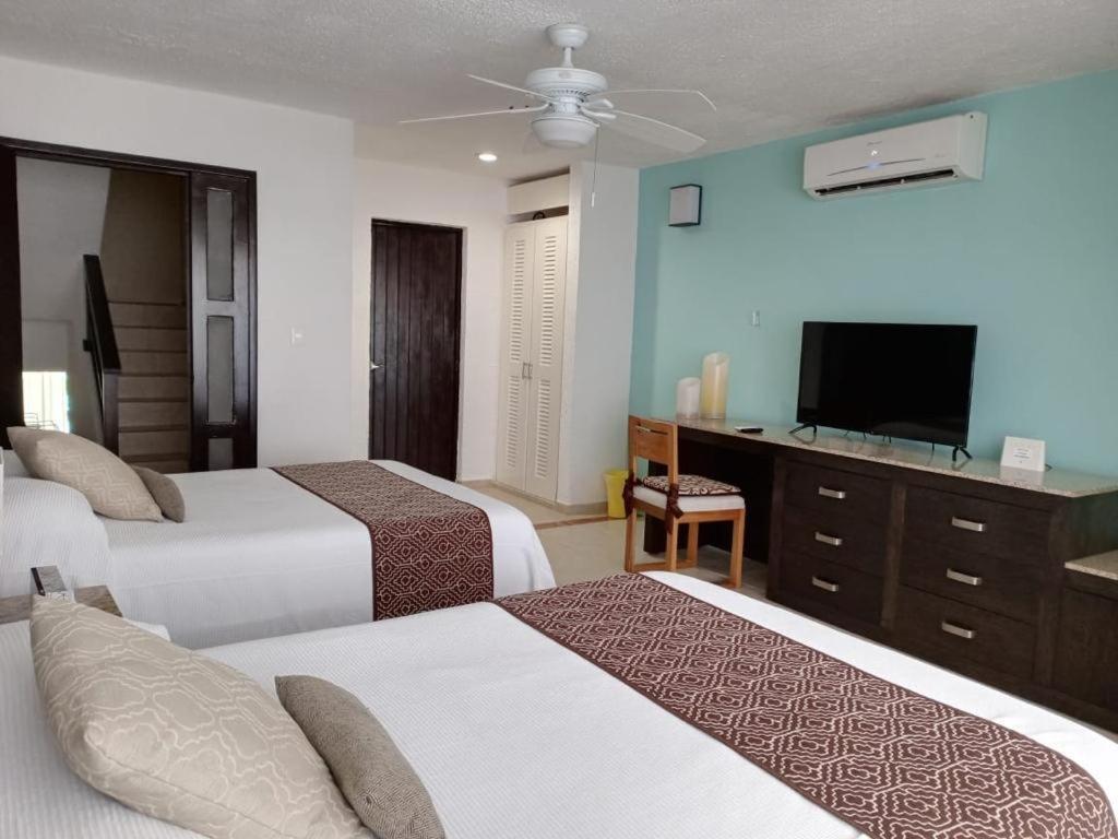 Apartment One Bedroom Garden Level With Partial Ocean View Zone *