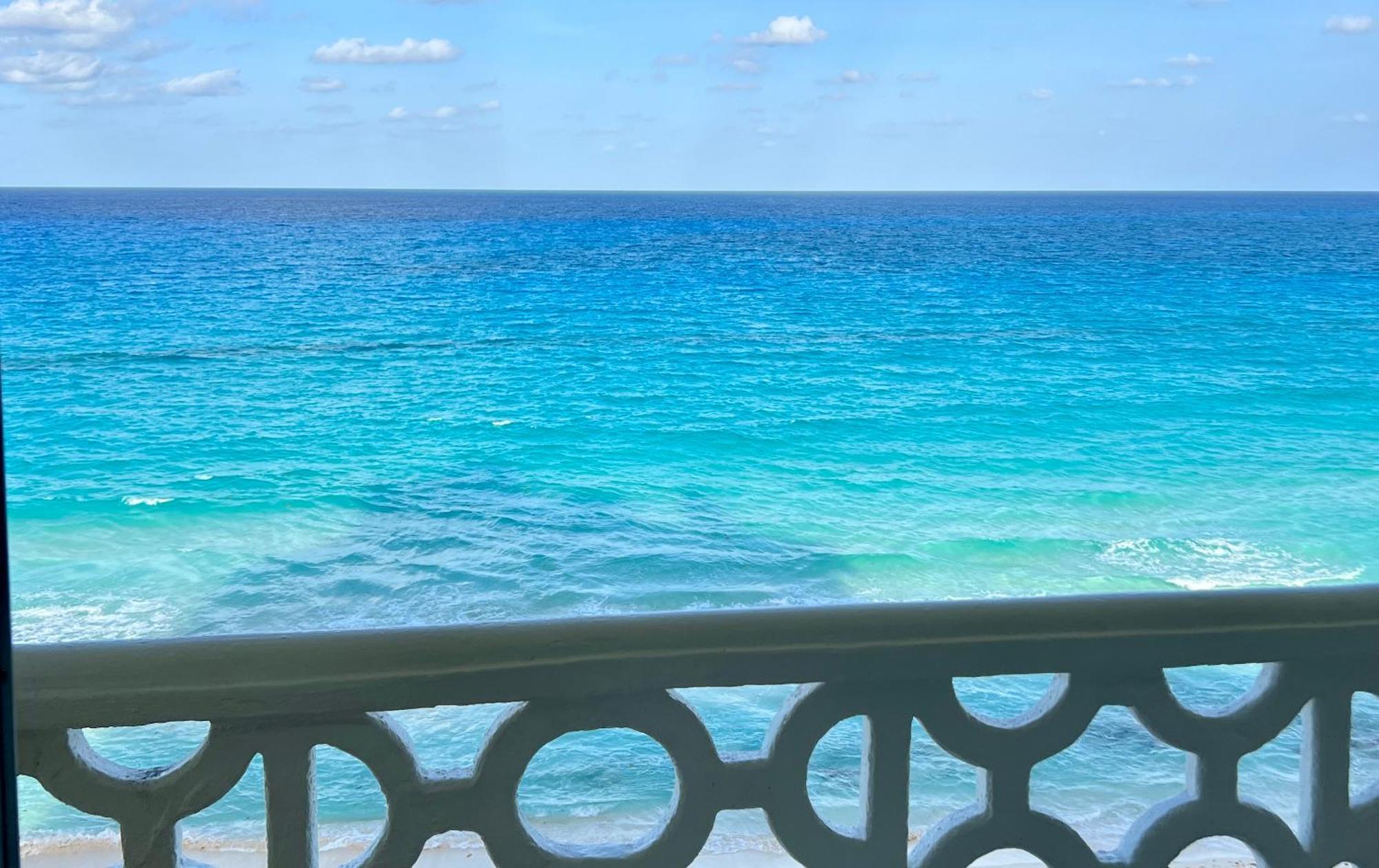 Beachside Apartamento *