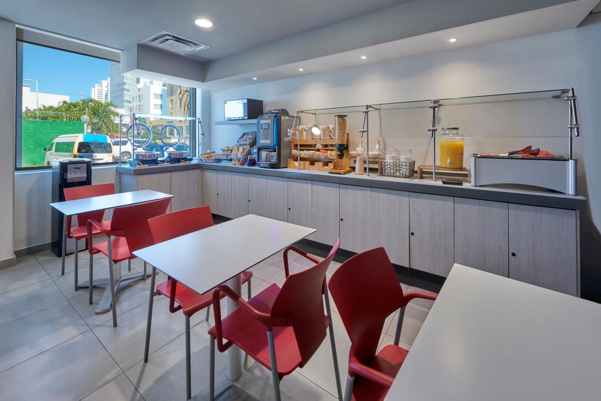 Express Junior By Marriott 3* Cancun