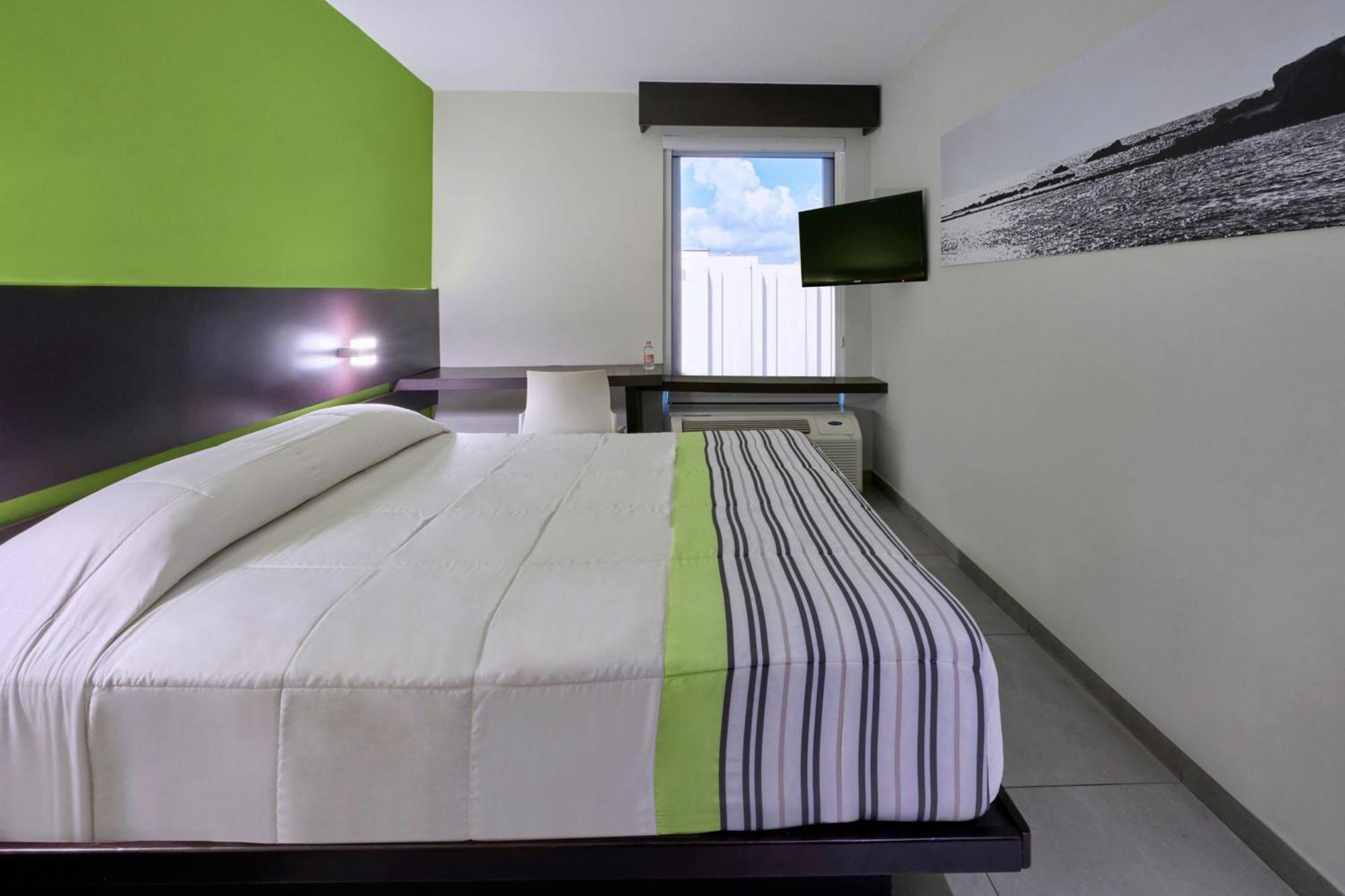 Express Junior By Marriott 3* Cancun