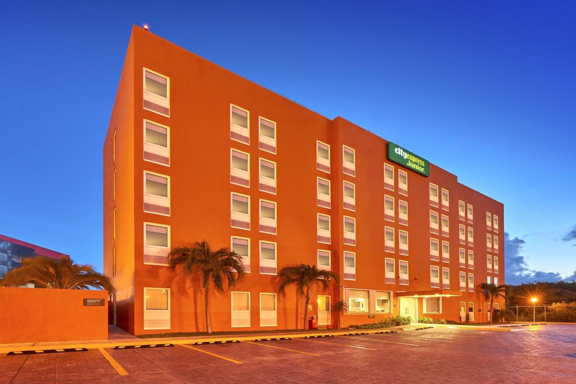 Express Junior By Marriott 3* Cancun