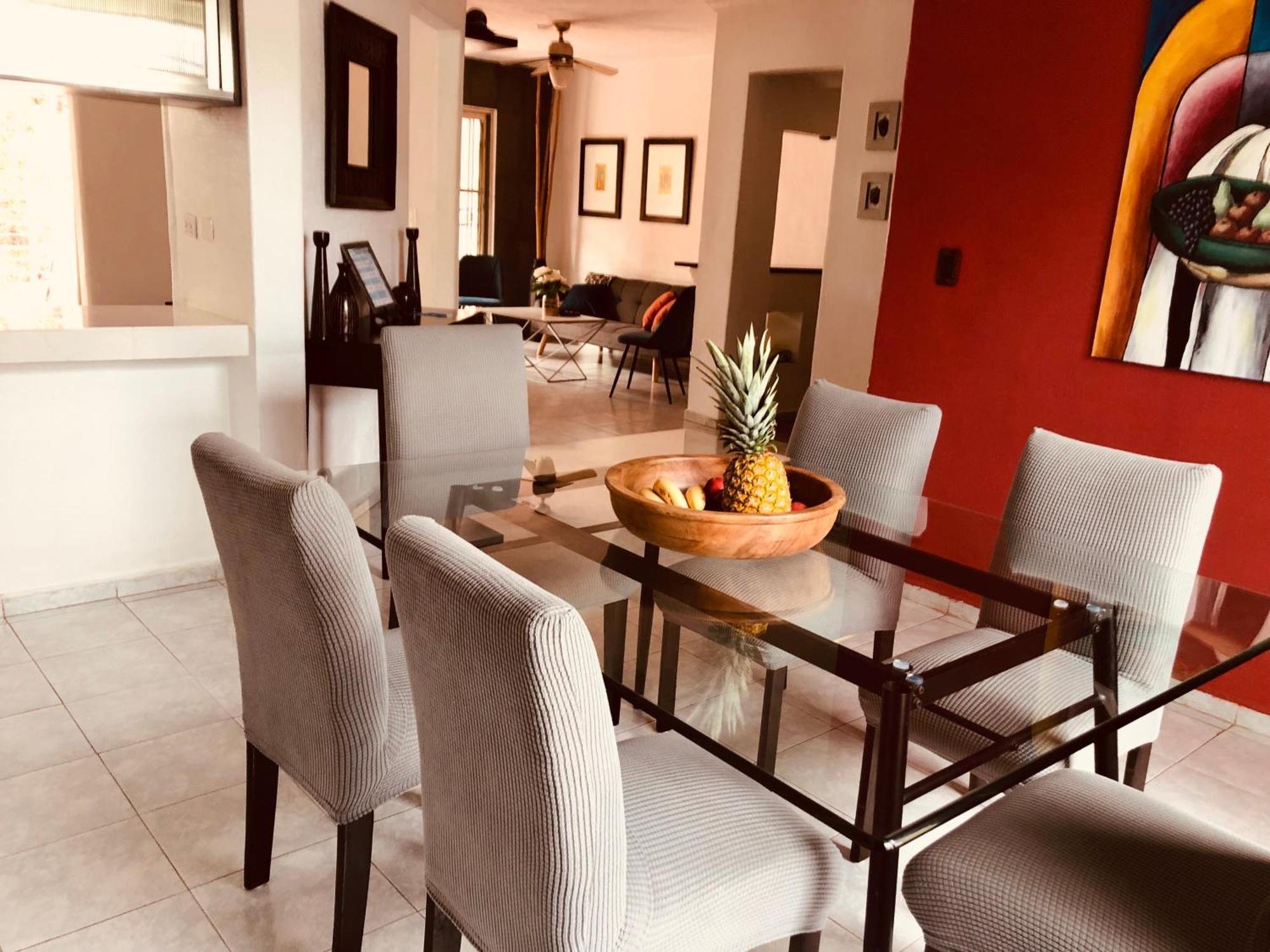 Beautiful By The - 3bedrooms, 2.5baths Сasa de vacaciones