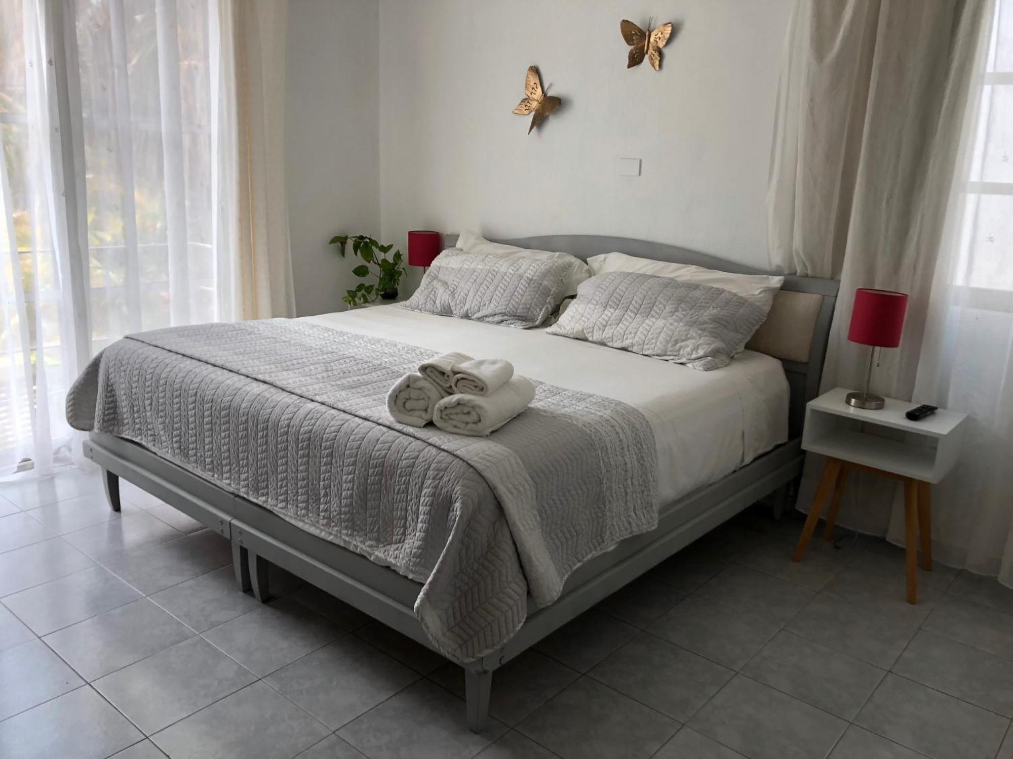 Beautiful By The - 3bedrooms, 2.5baths