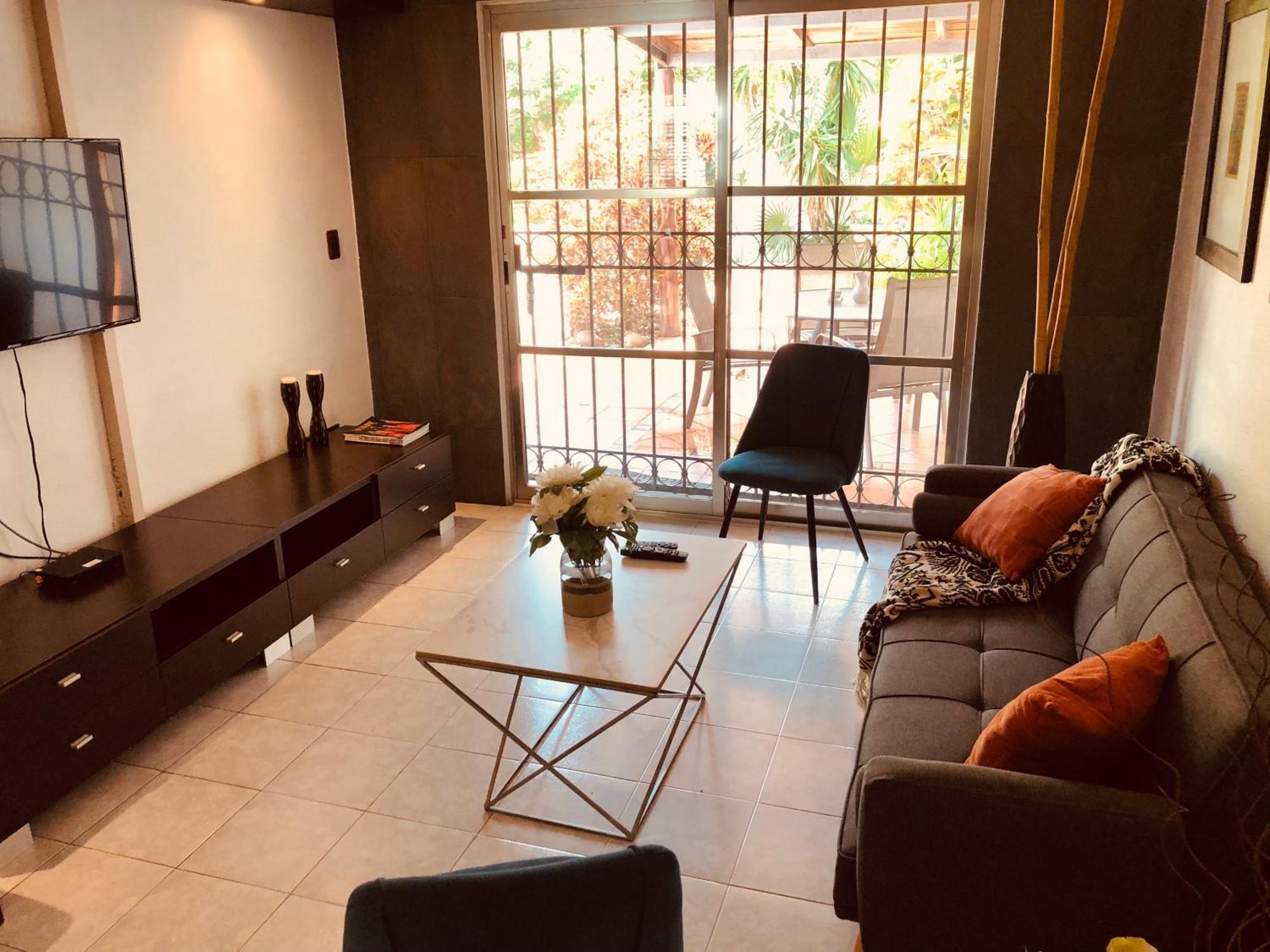 Beautiful By The - 3bedrooms, 2.5baths Сasa de vacaciones Cancún