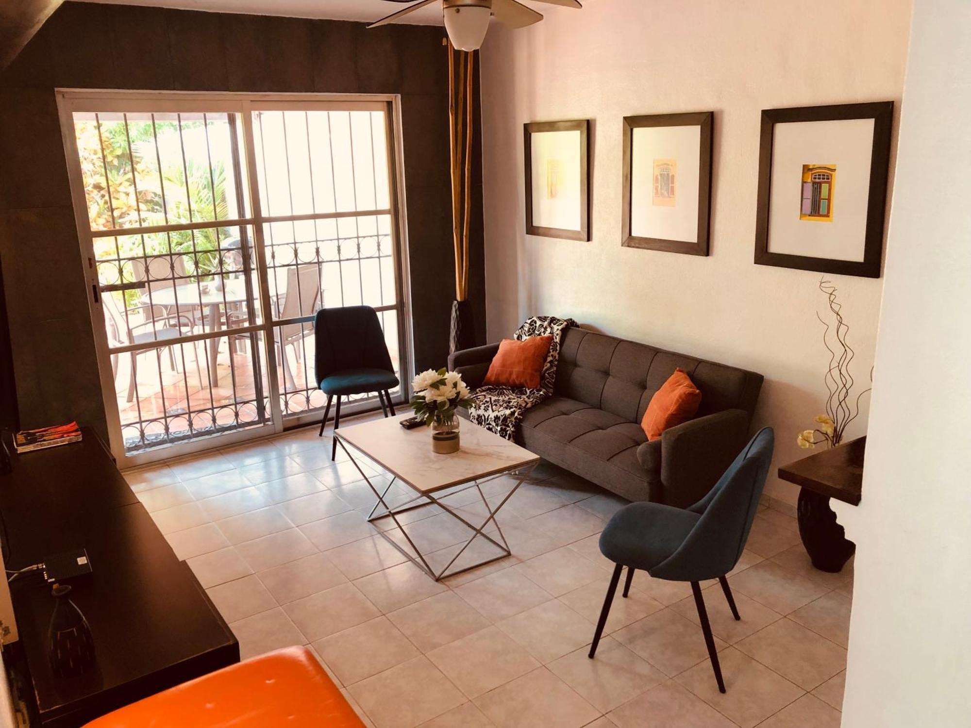 Beautiful By The - 3bedrooms, 2.5baths Сasa de vacaciones *