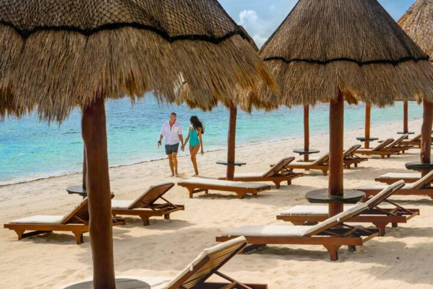 Apartamento Beach Front Marina & Golf Luxe Playa Mujeres