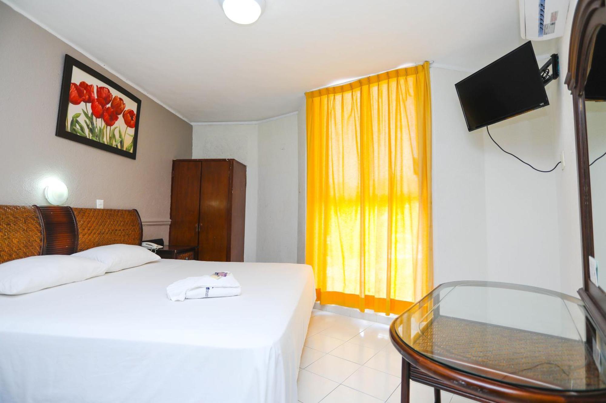 Hotel Parador 3* Cancún
