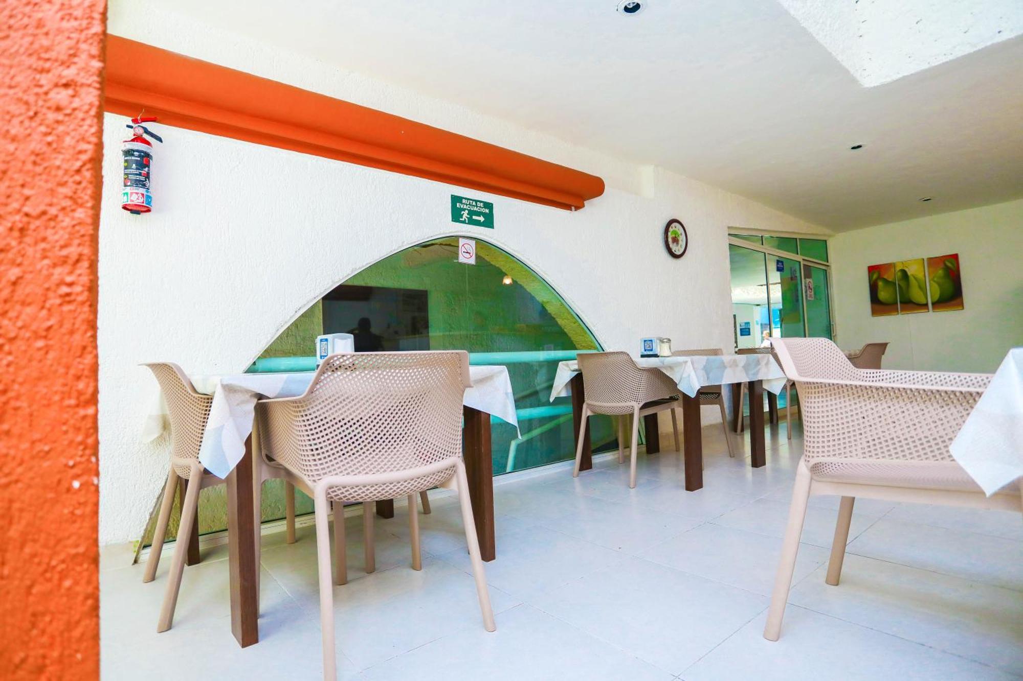 Hotel Parador Hotel 3*